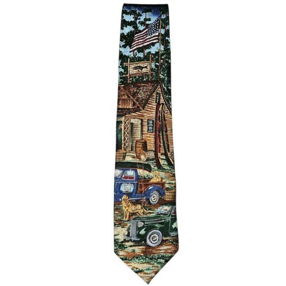 Van Heusen 100% Silk Tie Featuring a Dog, Car, and Fish Cabin Print. - Picture 1 of 5
